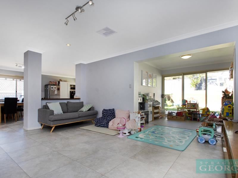 39 Eastwood Way, Hamersley