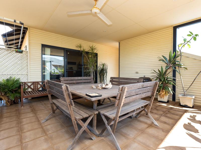 6/8 Seko Place, Cable Beach