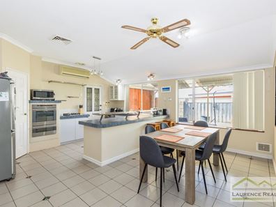 14 Mal Bay Court, Mindarie WA 6030