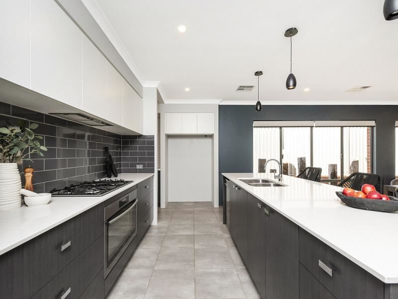 37 Needlewood Loop, Wandi