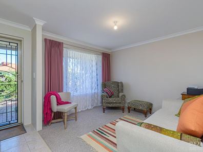 14 Canopy Court, Banksia Grove WA 6031