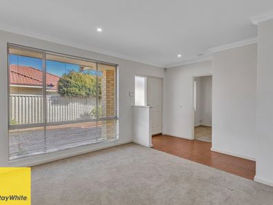 2/11 Mansell Street, Morley WA 6062