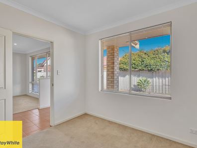 2/11 Mansell Street, Morley WA 6062