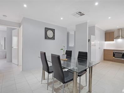 2 Kerrison Parade, Seville Grove WA 6112