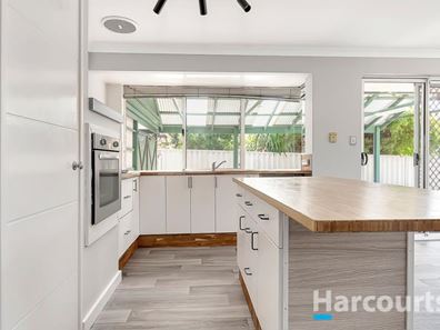 50 Viridian Drive, Banksia Grove WA 6031