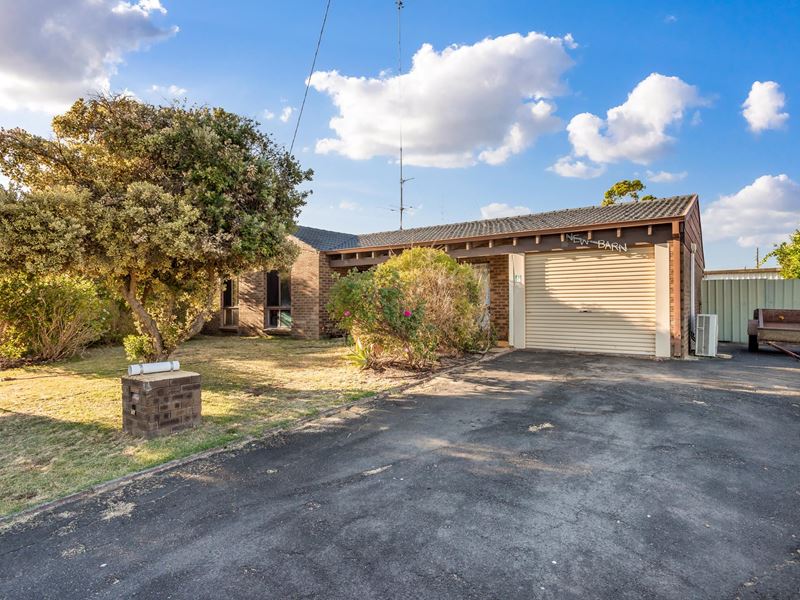 10 Waterwitch Street, Carey Park