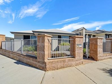 294 Grandis Boulevard, Banksia Grove WA 6031