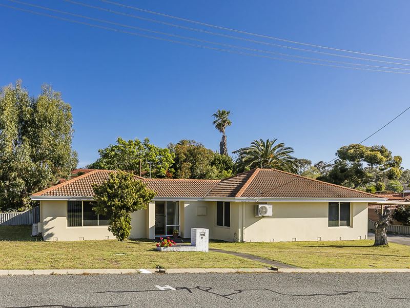 31 Ayton Way, Duncraig