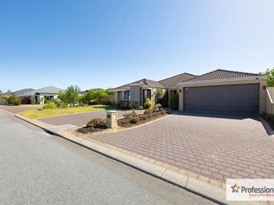 5 Cunningham Street, Canning Vale WA 6155