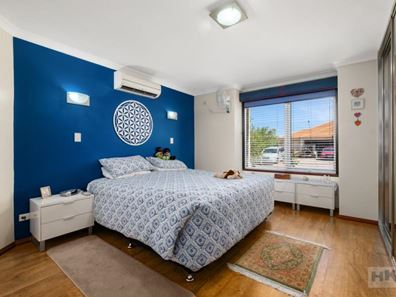 10 Pirianda Way, Aveley WA 6069