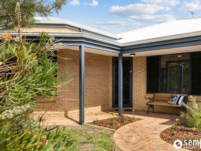 24 Millstream Place, Success WA 6164