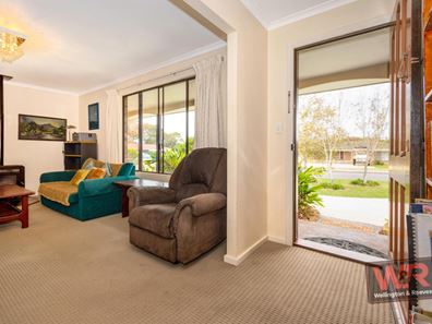 69B Sierra Crescent, Orana WA 6330