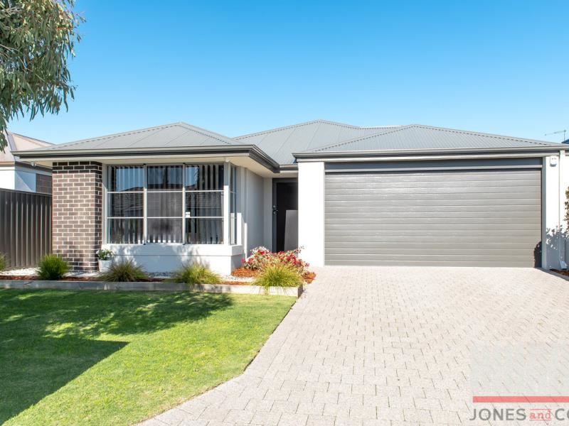 7 Greenfield Crescent, Caversham