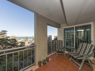 M204/183 West Coast Highway, Scarborough WA 6019