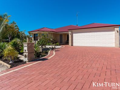 36 Hibbertia Follow, Halls Head WA 6210