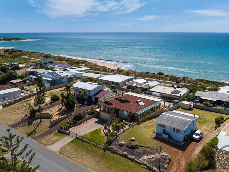 14 Leander Street, Falcon