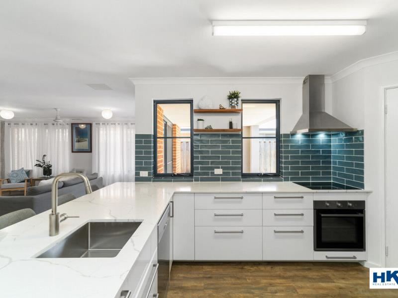 25 Ranfurly Approach, Ellenbrook