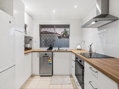 4/14 Hubert Road, Maylands WA 6051