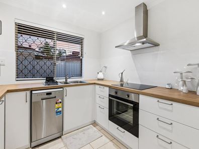 4/14 Hubert Road, Maylands WA 6051