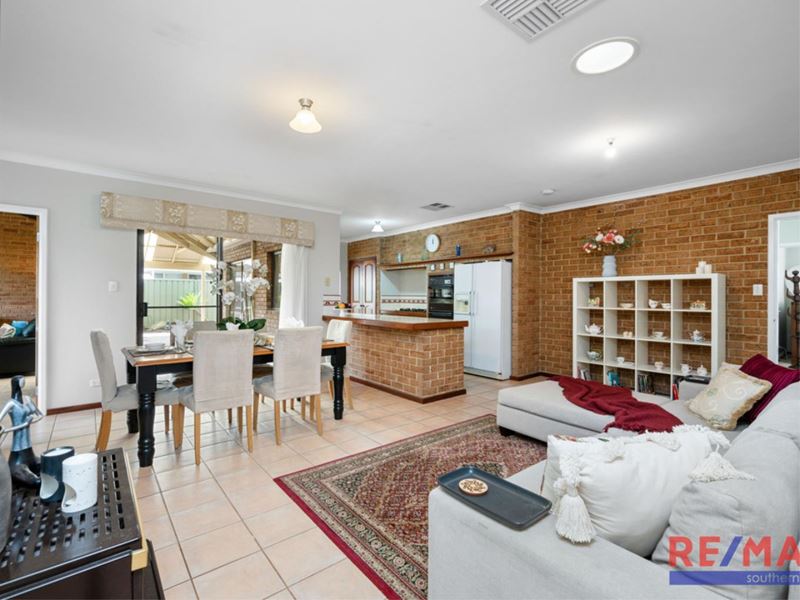 3 Burnby Cross, Leeming