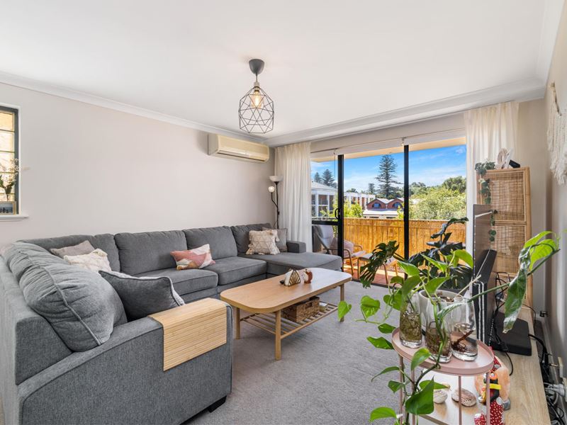 9/10 Pendal Lane, Perth