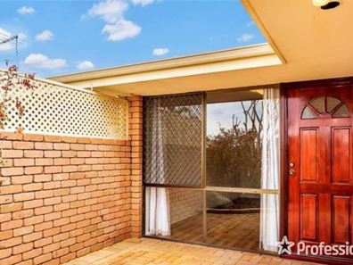 1B Agonis Place, Forrestfield WA 6058