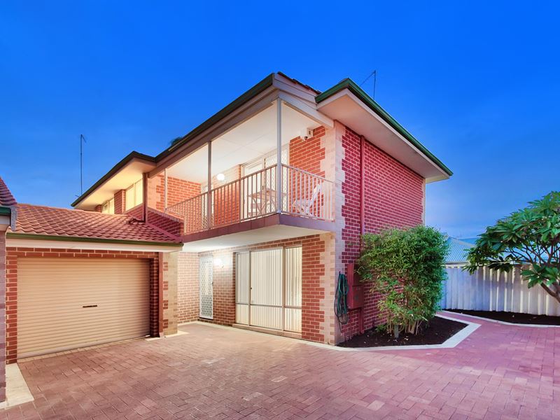 4/11 Albemarle Street, Scarborough