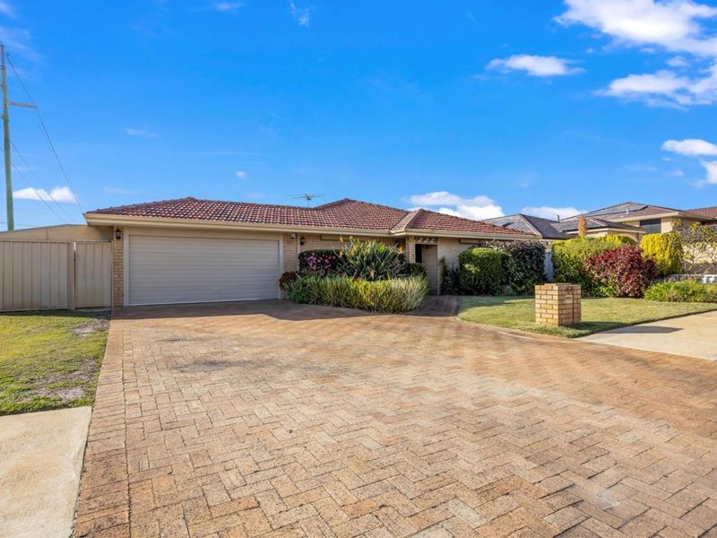44 BLUEGUM ROAD, Morley