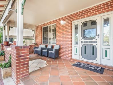 268 Crawford Road, Inglewood WA 6052