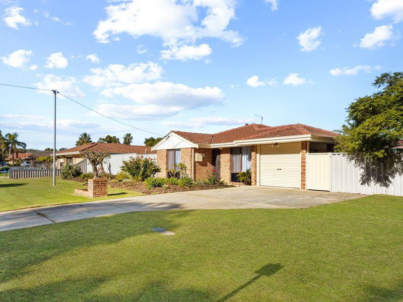 16 Murchison Road, Cooloongup WA 6168