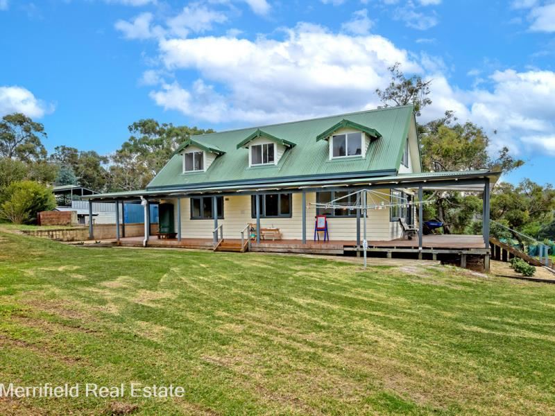 32 Curtiss Road, Lange