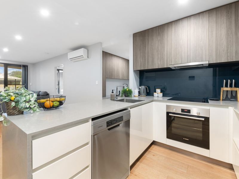 6/8 Willcock Street, Ardross