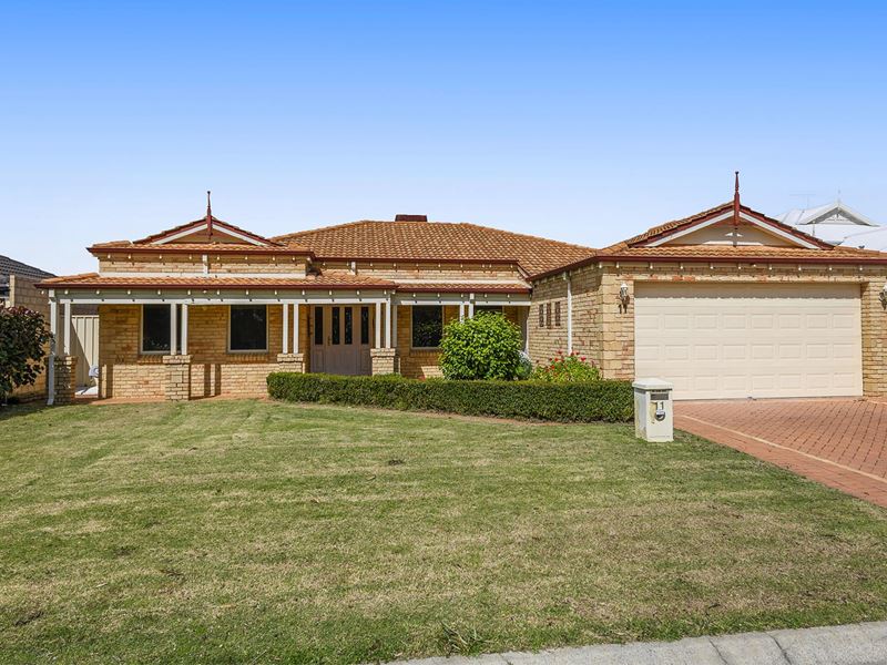 11 Palatine Crescent, Canning Vale