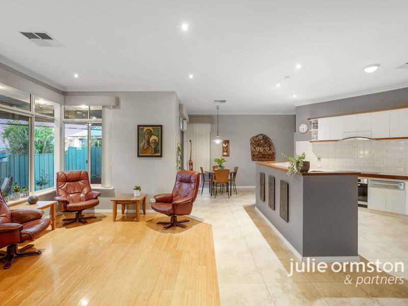21 Jasper Way, Edgewater