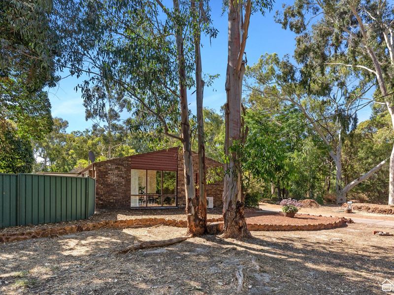4 Taree Place, Roleystone