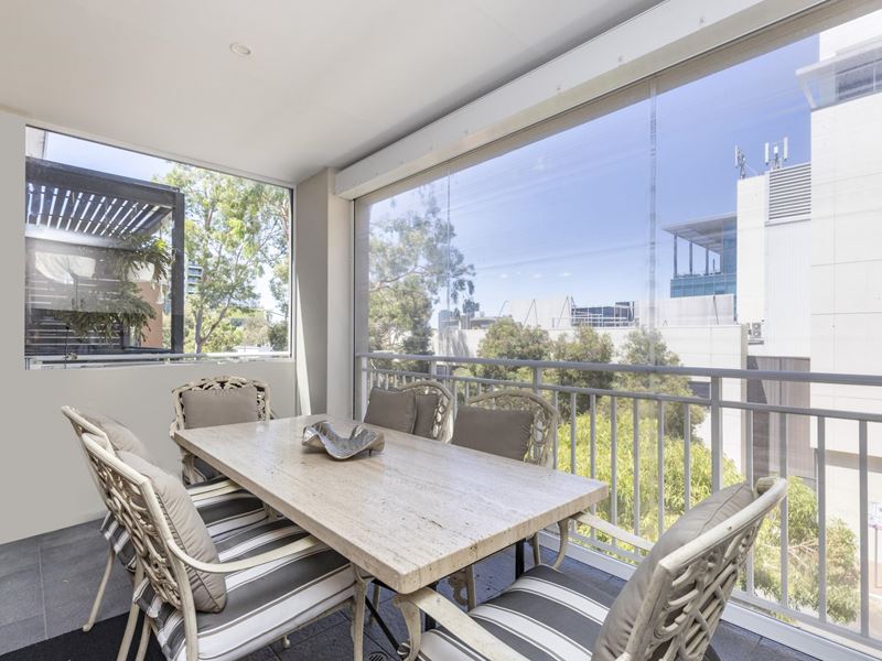 32/76 Newcastle Street, Perth