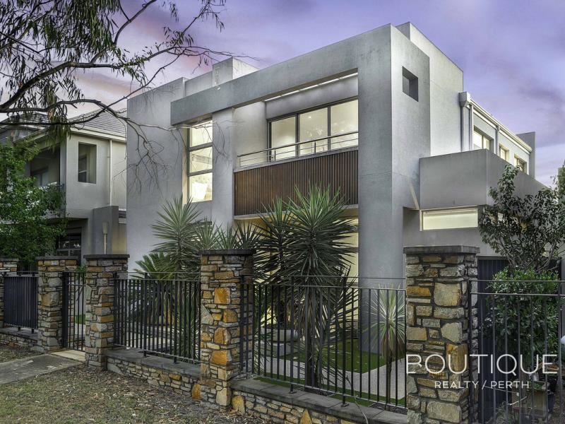15 Pinnata Mews, Churchlands