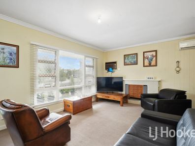 32 Wendron Street, Cloverdale WA 6105