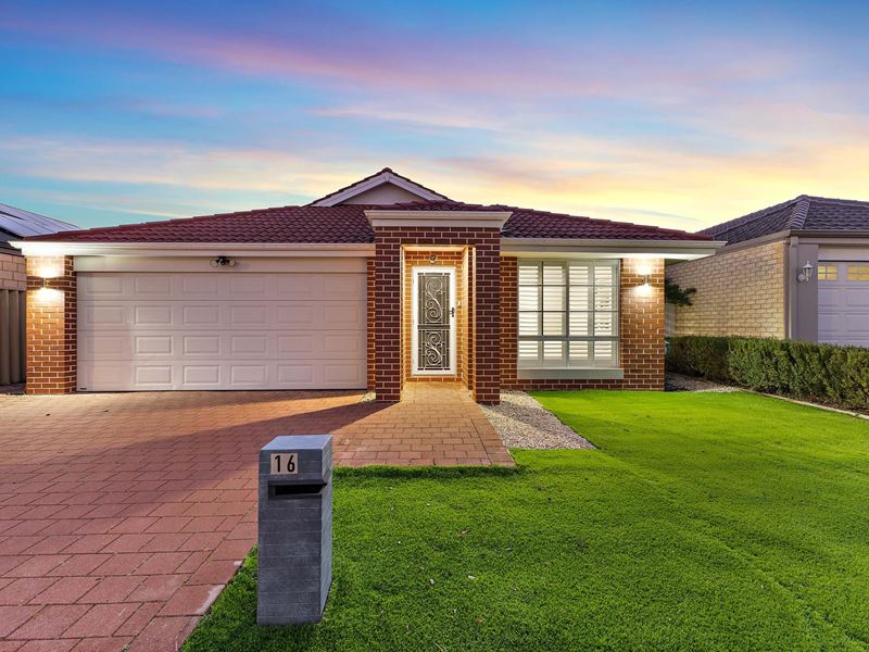 16 Blossom Chase, Aubin Grove