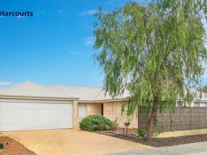 12 Neslite Road, Dalyellup WA 6230