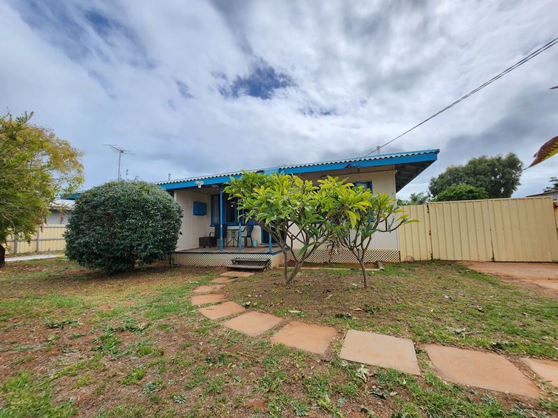 4 Stroud Street, Carnarvon WA 6701