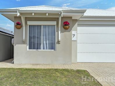 7 Aquamarine Street, Eglinton WA 6034