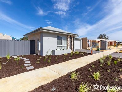 31 Boudicca Drive, Forrestdale WA 6112