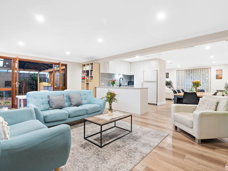 11 Ash Court, Armadale