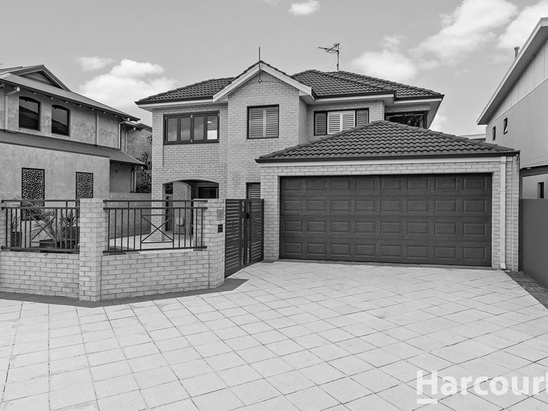 22 San Marco Quays, Halls Head