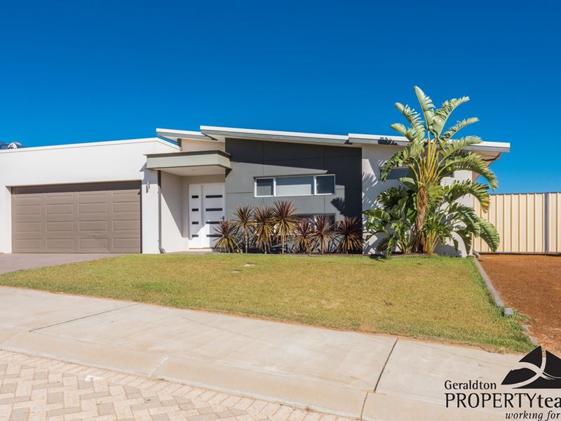 4 Schooner Pass, Glenfield WA 6532