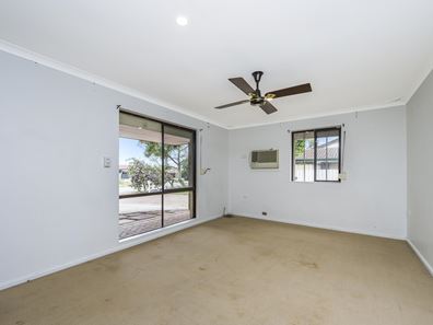 33 Wythburn Ave, Balga WA 6061