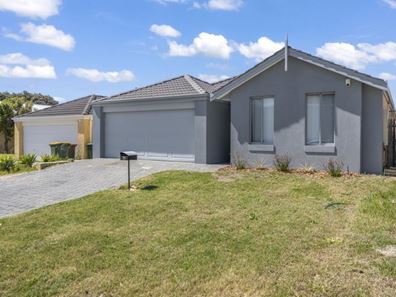 10 Ravensbourne Street, Yanchep WA 6035