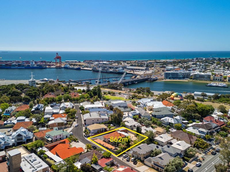 14 Dorothy Street, Fremantle WA 6160