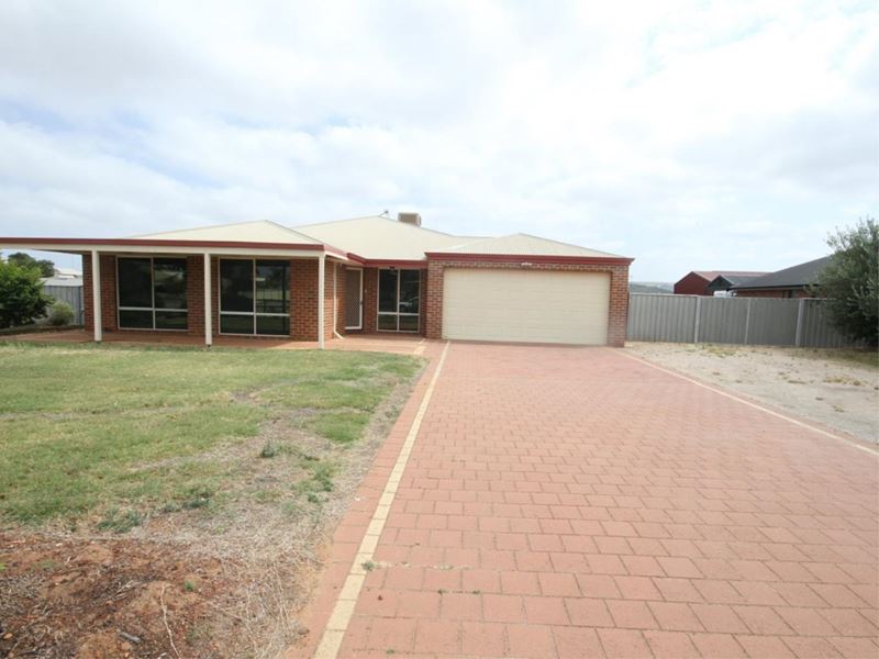 7 Melaleuca Drive, Woorree WA 6530